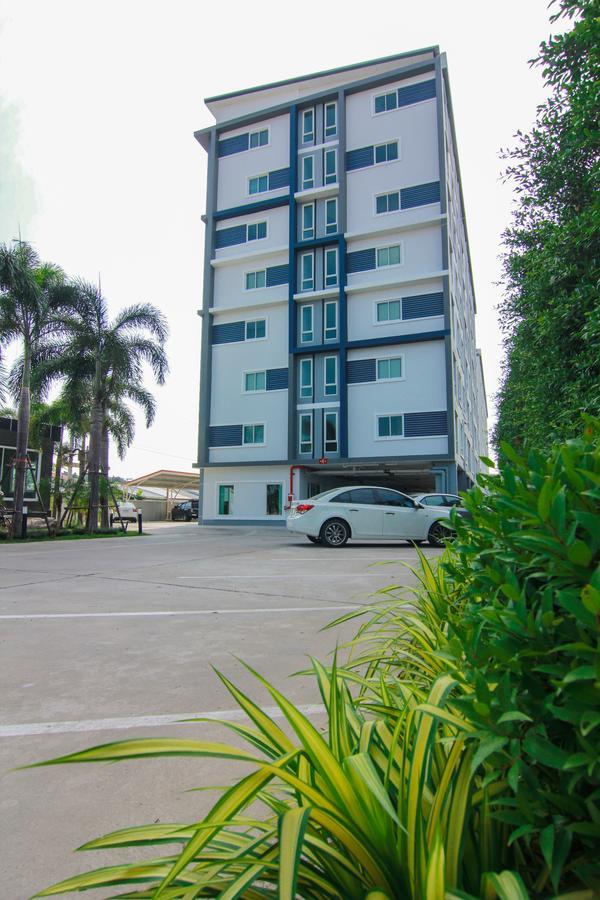 Tada Condotel Buriram Exterior photo
